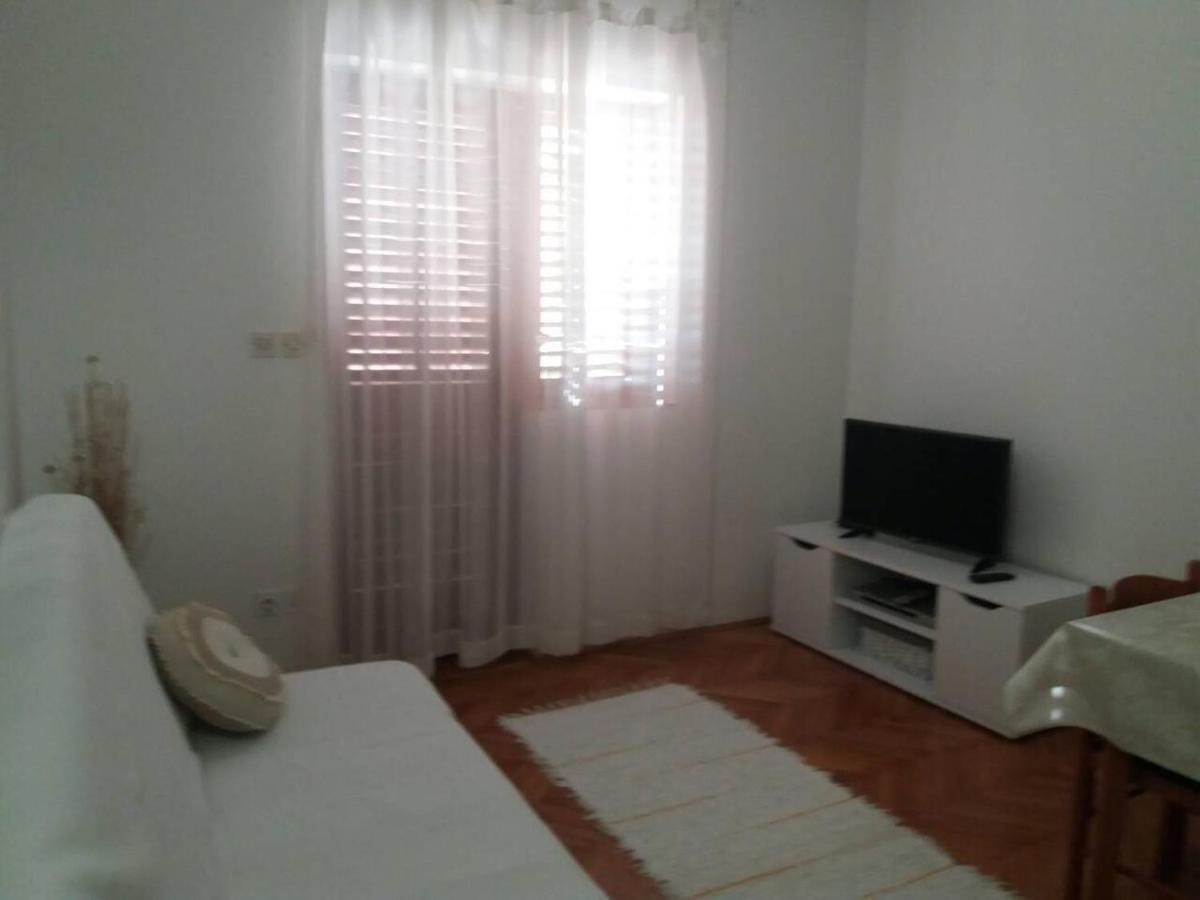 Apartment Groundfloor Jelsa  Dış mekan fotoğraf